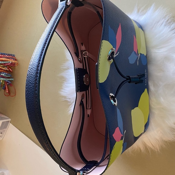EUC Kate spade New York Eva lemon zest bucket bag/ crossbody - Picture 10 of 15